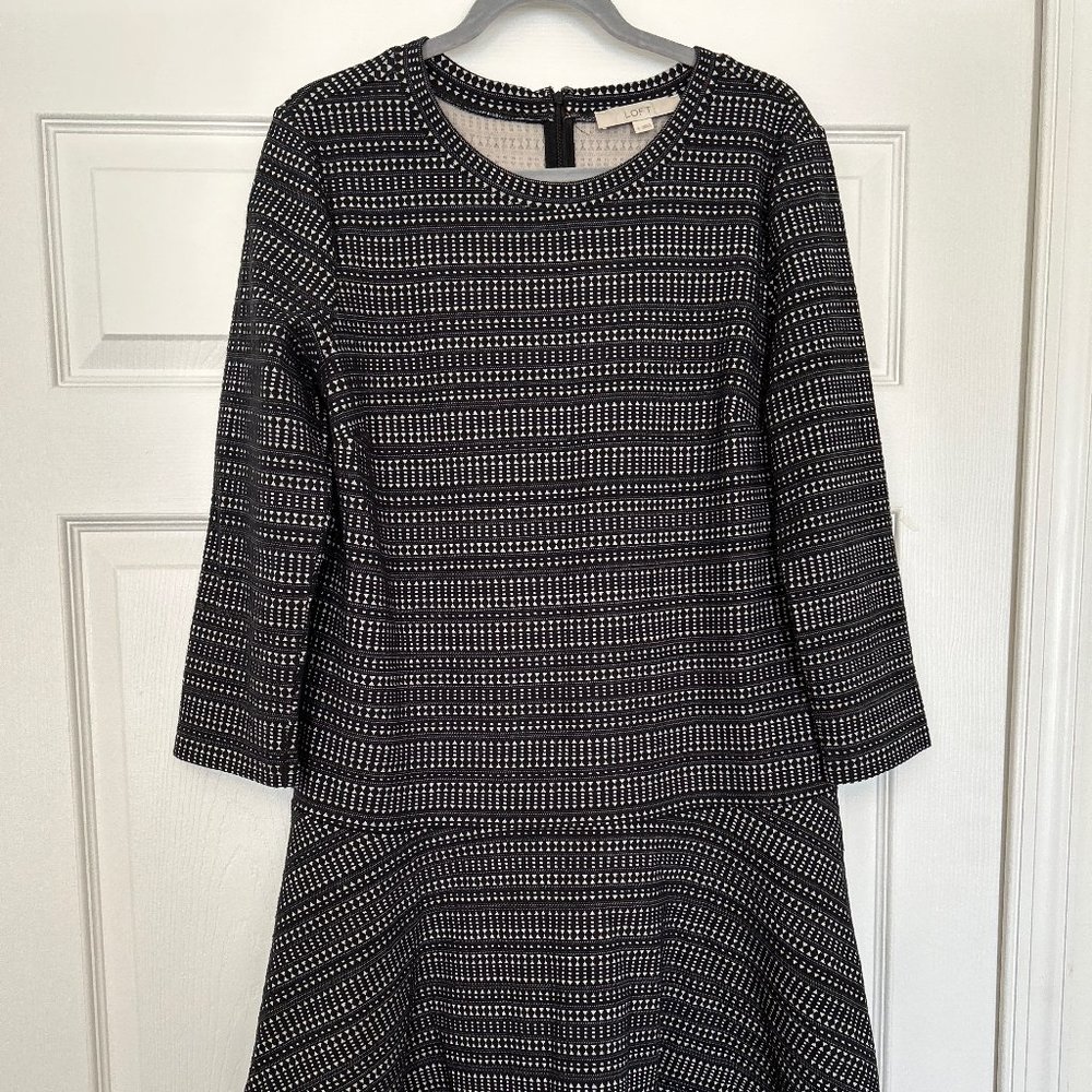 Black and White, Drop Waisted, Stretchy Loft Dress, Size L